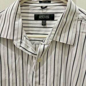 Kenneth Cole Reaction Men's White Shirt with Black Stripes